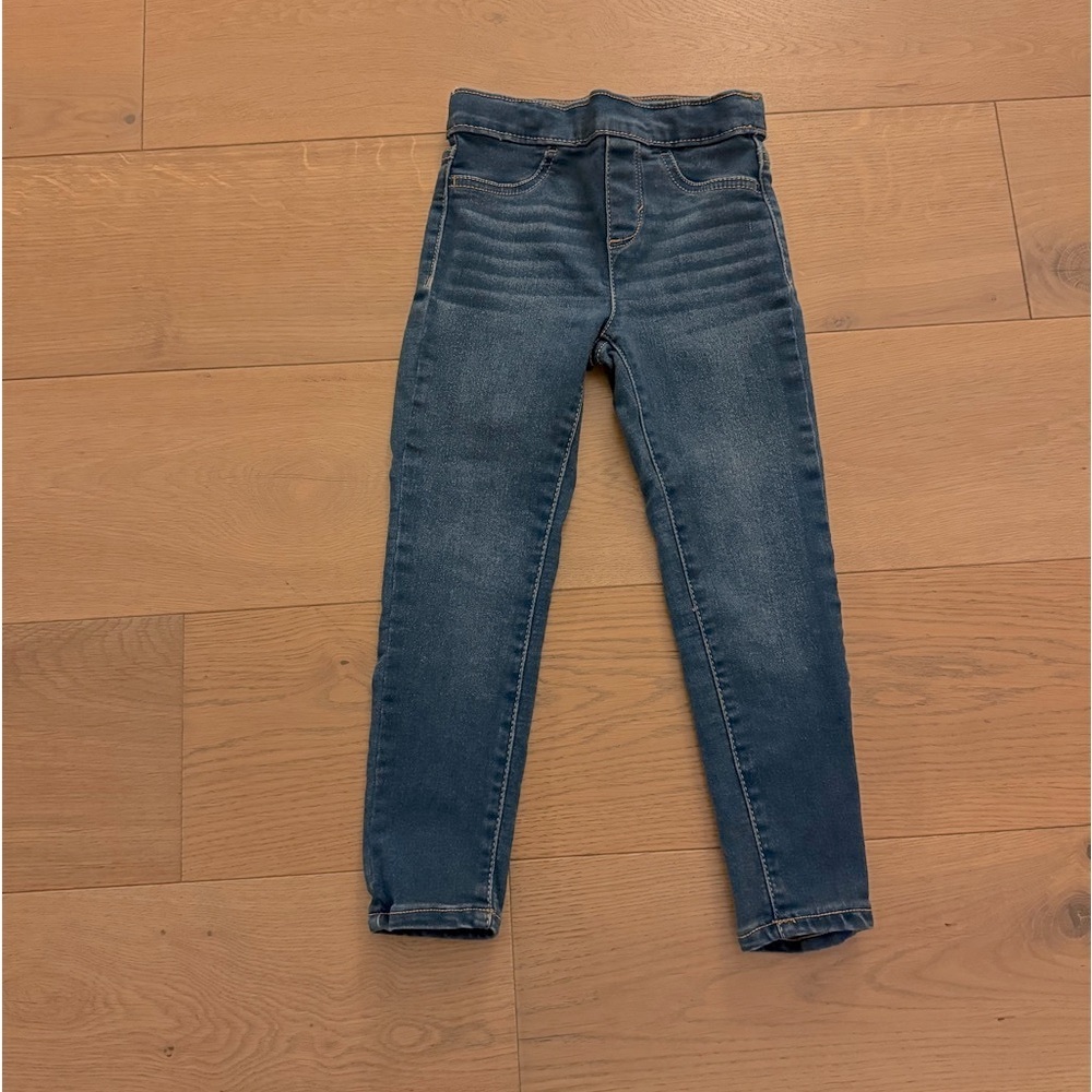 Levi’s jeans - 5 girl